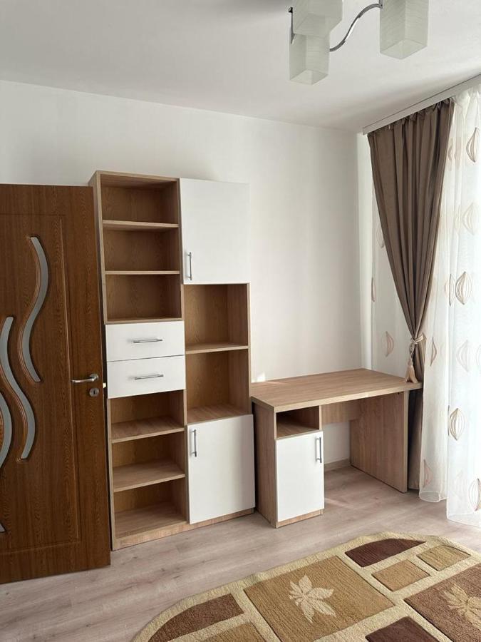 Velovan Apartment ไกรโอวา ภายนอก รูปภาพ
